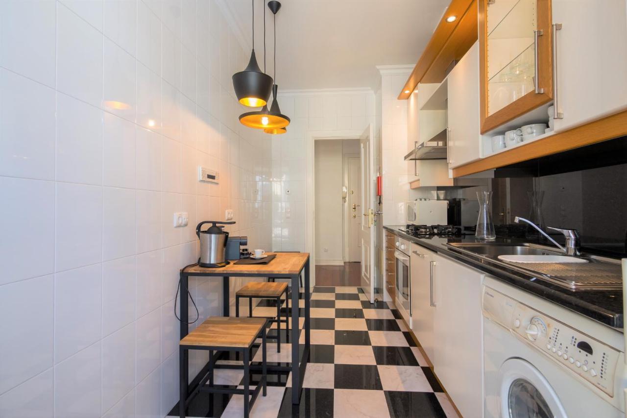Nomad'S Fine Arts In Chiado Apartment Lisbon Exterior photo